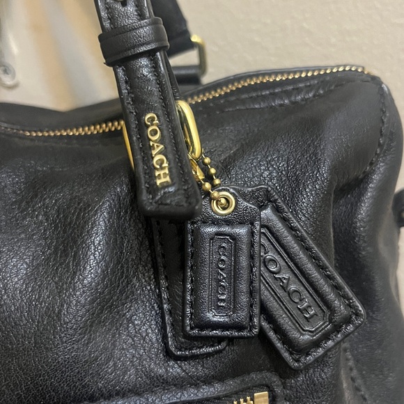 Coach Poppy East West Black Leather Shoulder Bag - Picture 2 of 9